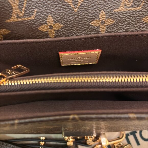 π©οΈLOUIS VUITTON gradient cowhide shoulder crossbody handbagπ₯³ - Picture 7 of 10